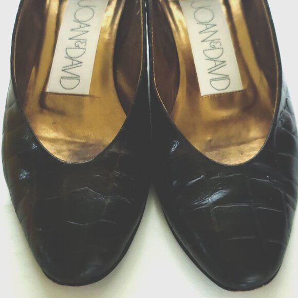 Joan & David Italian Black Croc Print Leather Pumps-Hand Made in Italy; size 7B - Picture 15 of 15